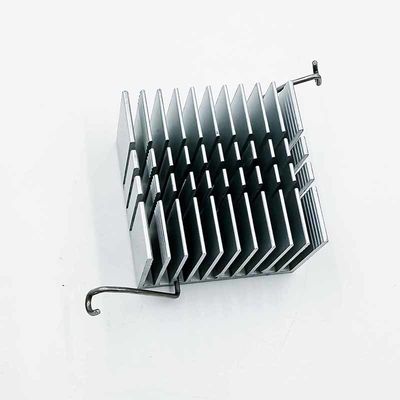คอมพิวเตอร์ CPU ชิ้นส่วนเครื่องจักรกลซีเอ็นซีอลูมิเนียมแผ่นระบายความร้อนหม้อน้ำโลหะ Slotted