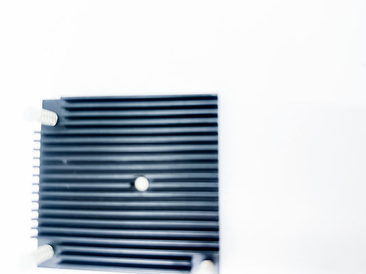 ชิ้นส่วนเครื่องจักรกลซีเอ็นซีอุตสาหกรรม Alu Heatsink สำหรับ Avionics / Radar