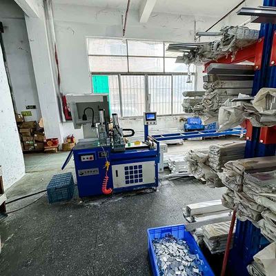 อัลลูมิอนส่วนที่กําหนดเอง อุปกรณ์แปรรูป CNC ของรถยนต์